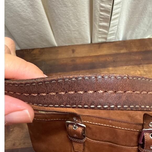 Vintage COACH Hamptons Brown Leather Shoulder Bag Tote Purse Style No. F12607 - Picture 5 of 16